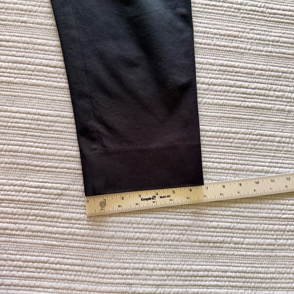 Chicos Black Crop Pants Womens Size 0.5 Small Straight Leg Flat Front Trousers - Picture 5 of 10